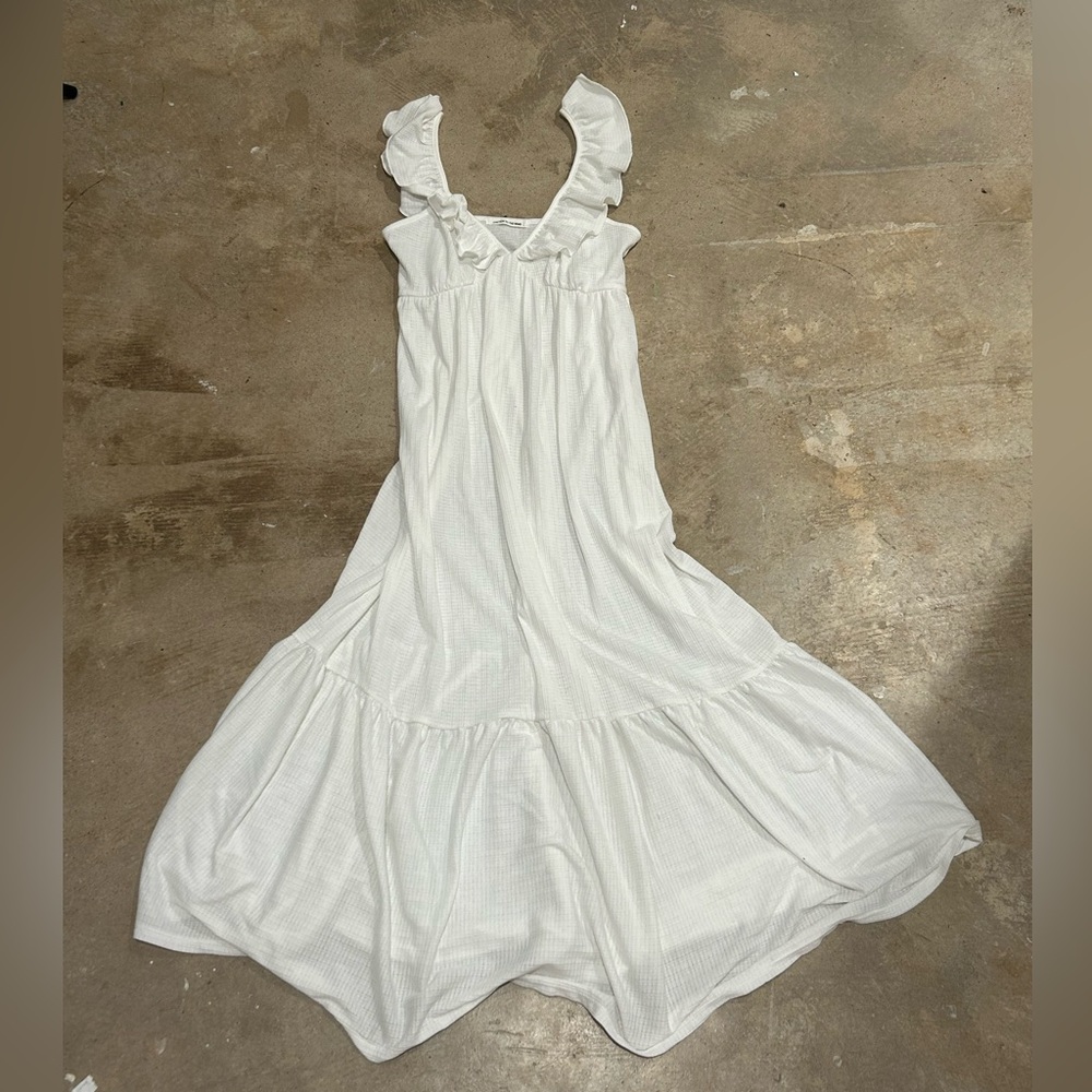 Caution to the wind white dress no flaws